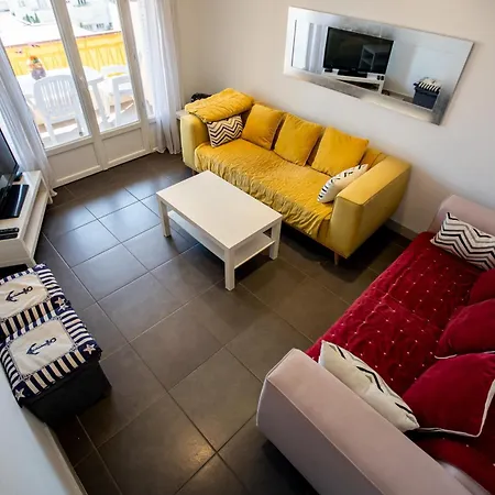 Comfort 6 People Apartment By Connexion